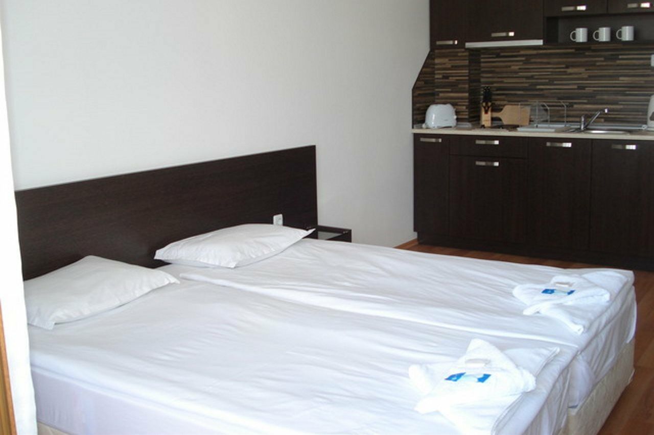 Apart Hotel Happy Sunny Beach Ngoại thất bức ảnh